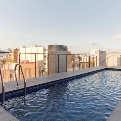 BCN APT REPUBLICA pool